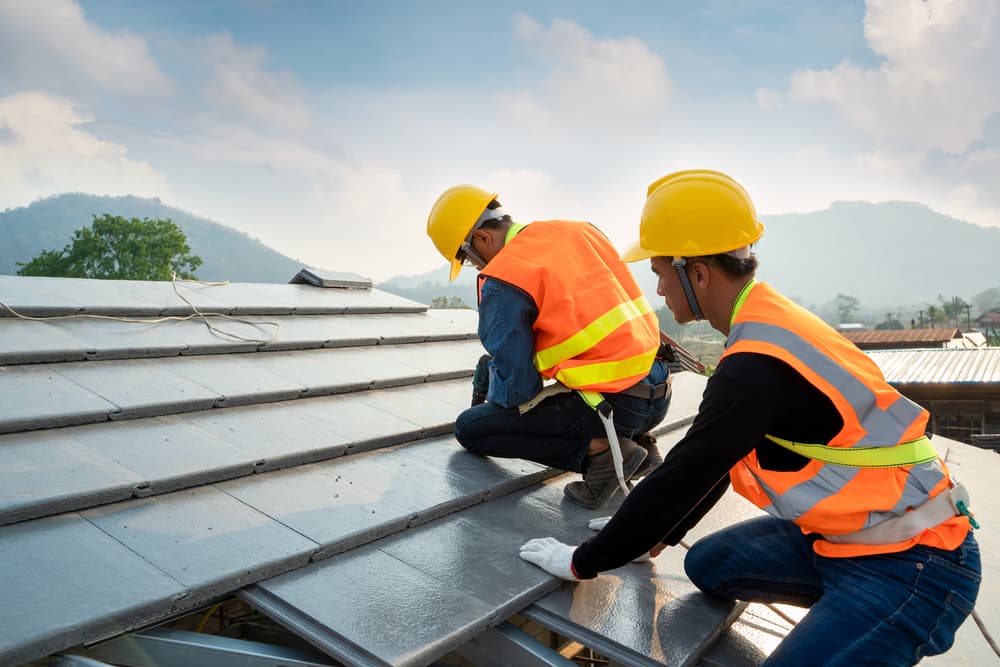 roof repair in Lindsay CA